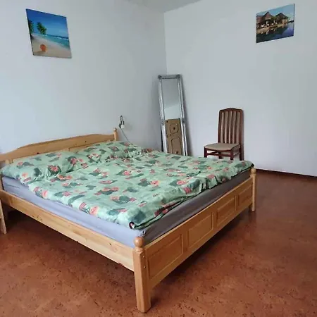Apartament 4