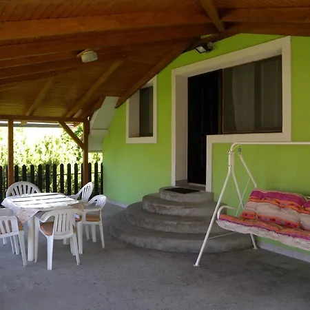 Διαμέρισμα 4